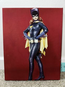 Batgirl / Barbara Gordon Canvas Art Yvonne Joyce Craig 16 x 20 Vintage DC Comics