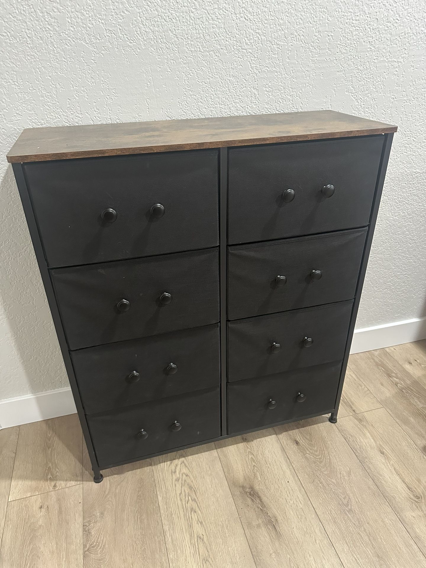 Cloth Dresser - 8 Drawers