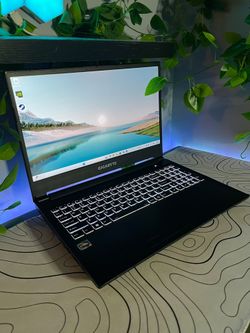 Gaming Laptop: 32GB RAM | Ryzen 9 | RTX 3070