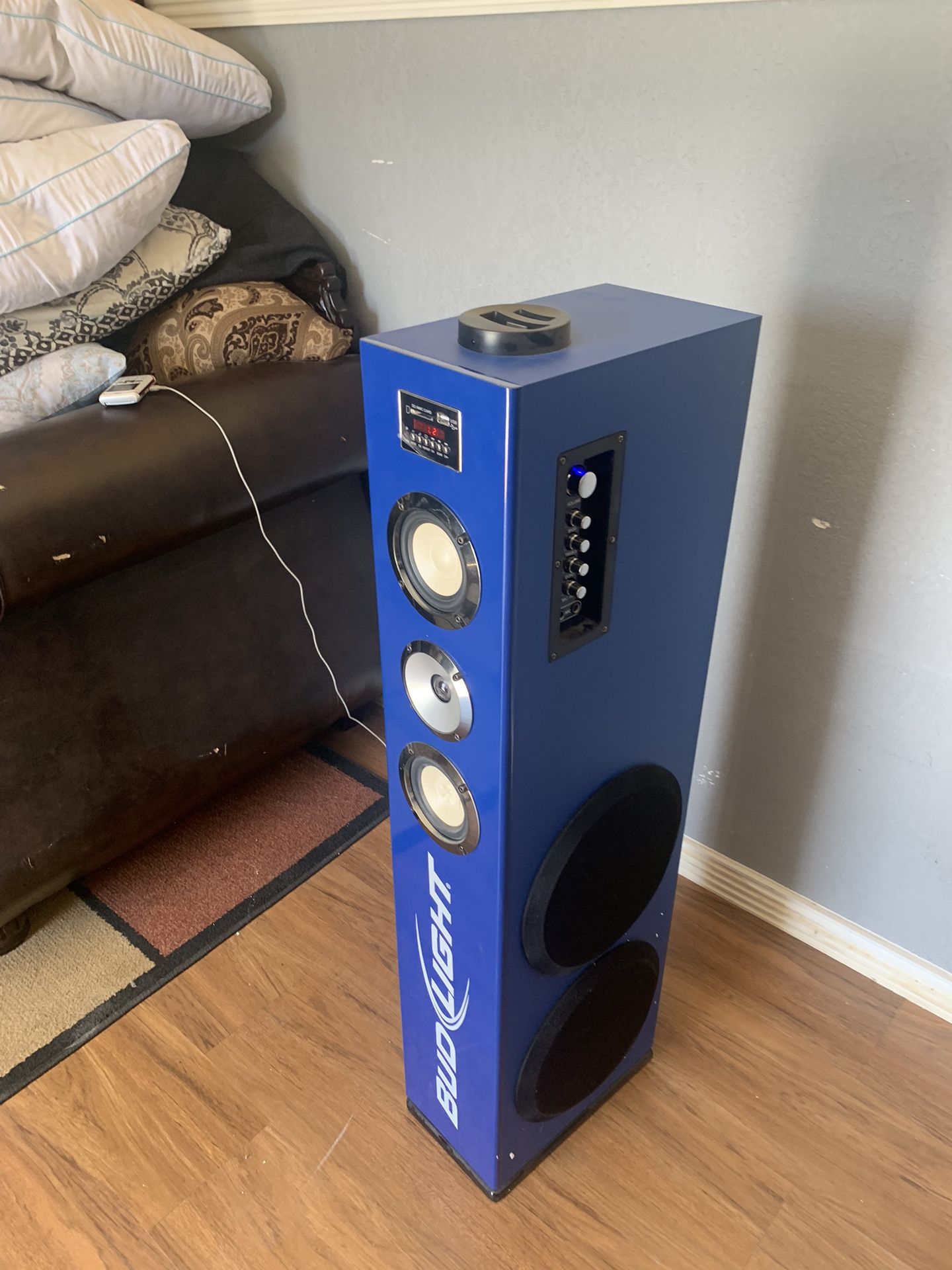 Bud light Speaker Tower