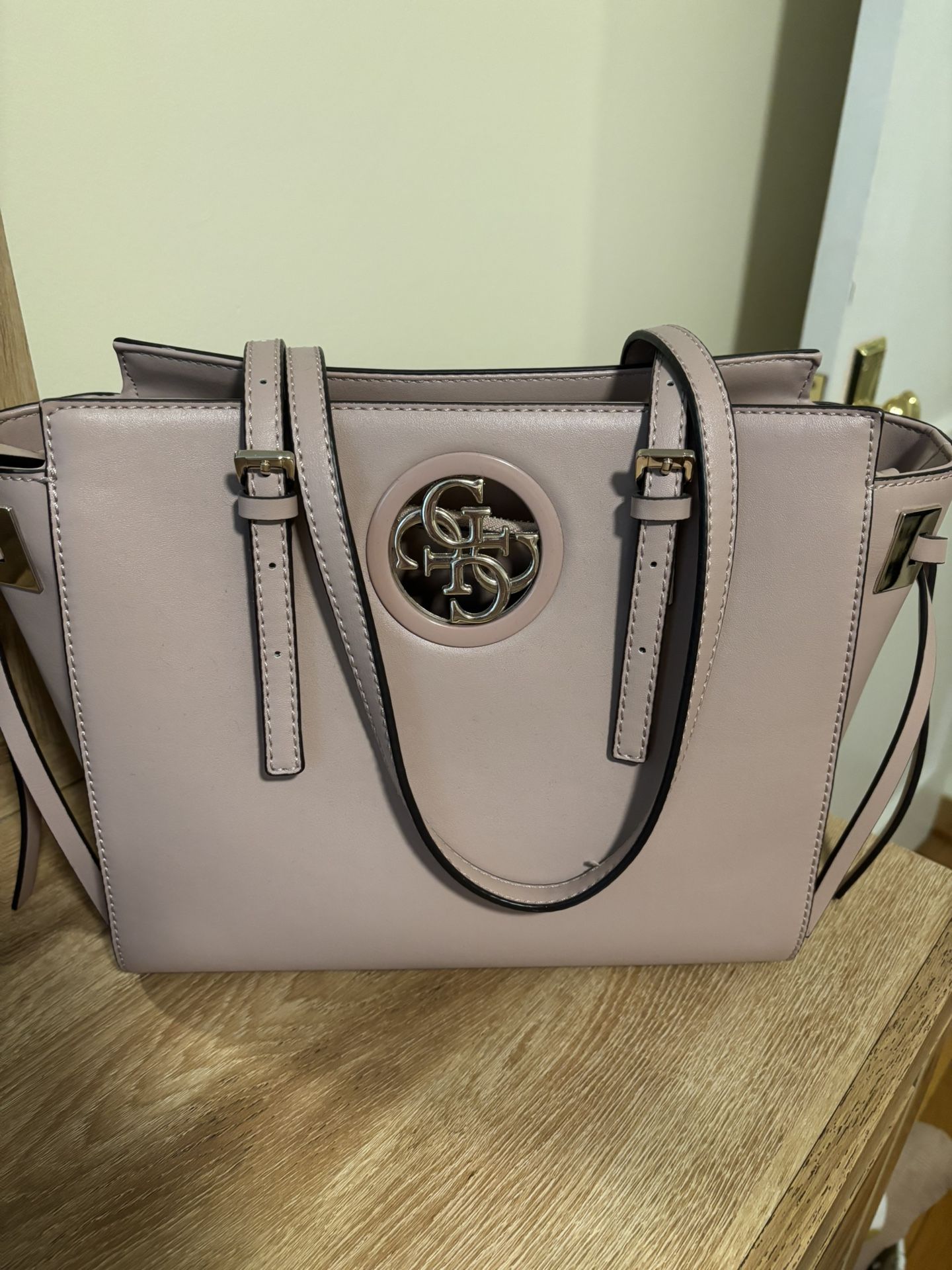 Guess Purse 