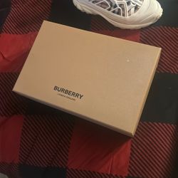 Burberry Size 11