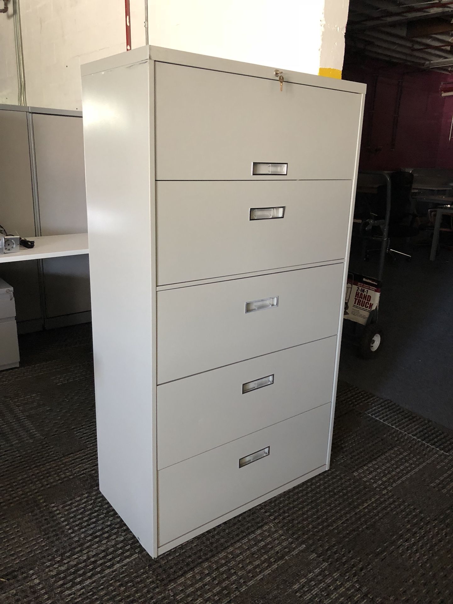 Steel case 5 draw lateral file with keys