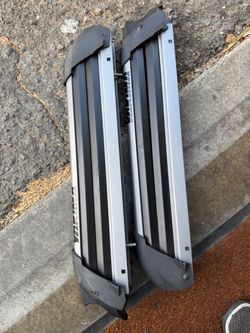 Yakima Roof Rack Cross Bars – Set of 2