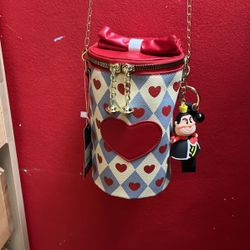 Nwt Queen Of Hearts Small Cylinder Bag With Chain Strap