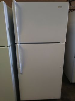 Maytag Refrigerator $200 With Warranty
