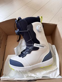 Salomon BOA snowboarding Boots Women 7