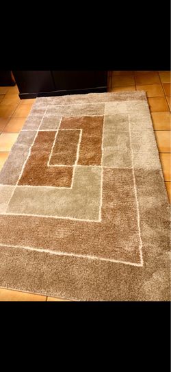 5x7 Geometric area rug
