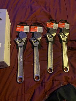 Tool Bench 10-Inch Adjustable Wrenches – Set of 4