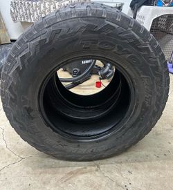 Open Country  RT 285-70-r18 tires