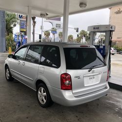 2003 Mazda Mpv