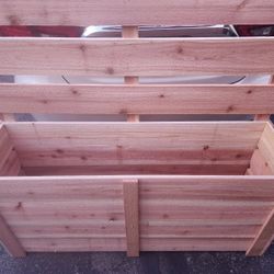 Planter Box W/privacy Fence