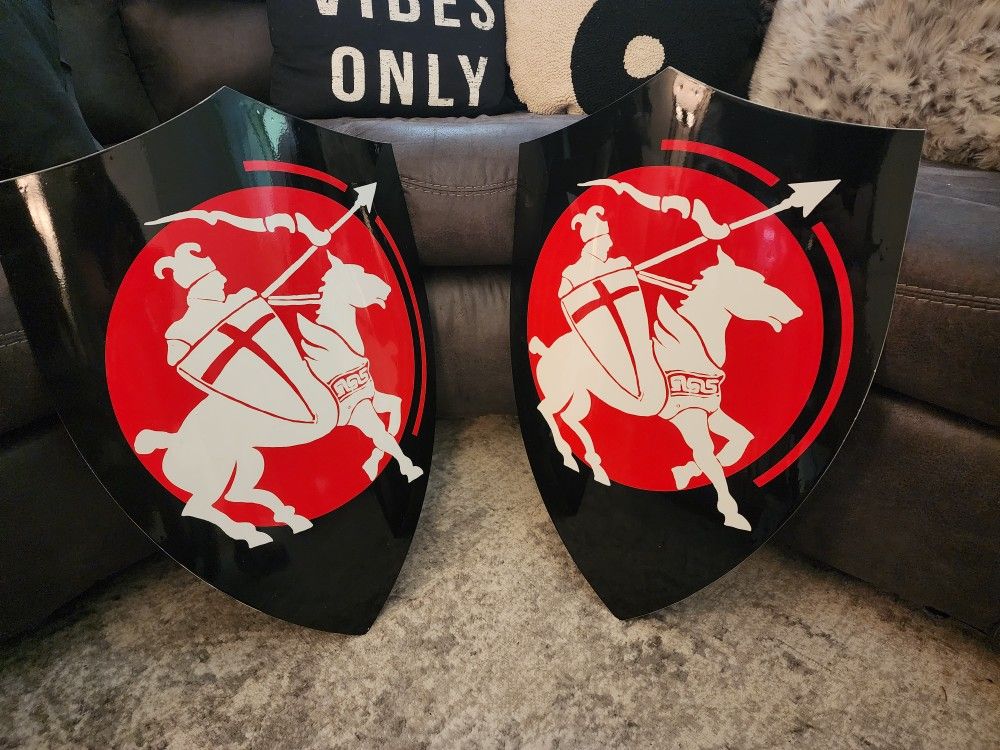 2 Metal Shields