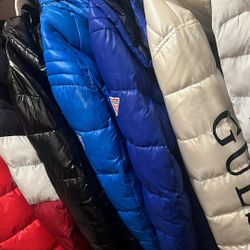 Puffer Jackets Guess An Tommy Hilfiger 