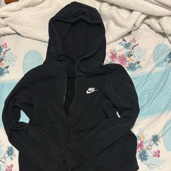 Nike black zip-up jacket