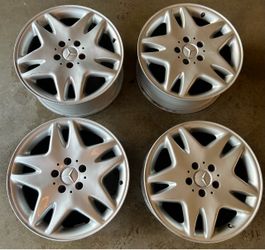 Set of 4 Mercedes Benz S500 S550 OEM 17”wheels  rims no tires
