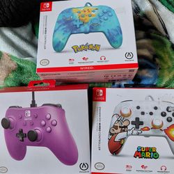 Three controllers Nintendo Switch
