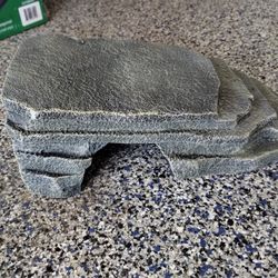 Reptile Rock Basker / Hide 