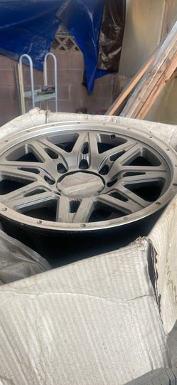 8 lug rims