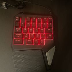 Half Gaming keyboard 
