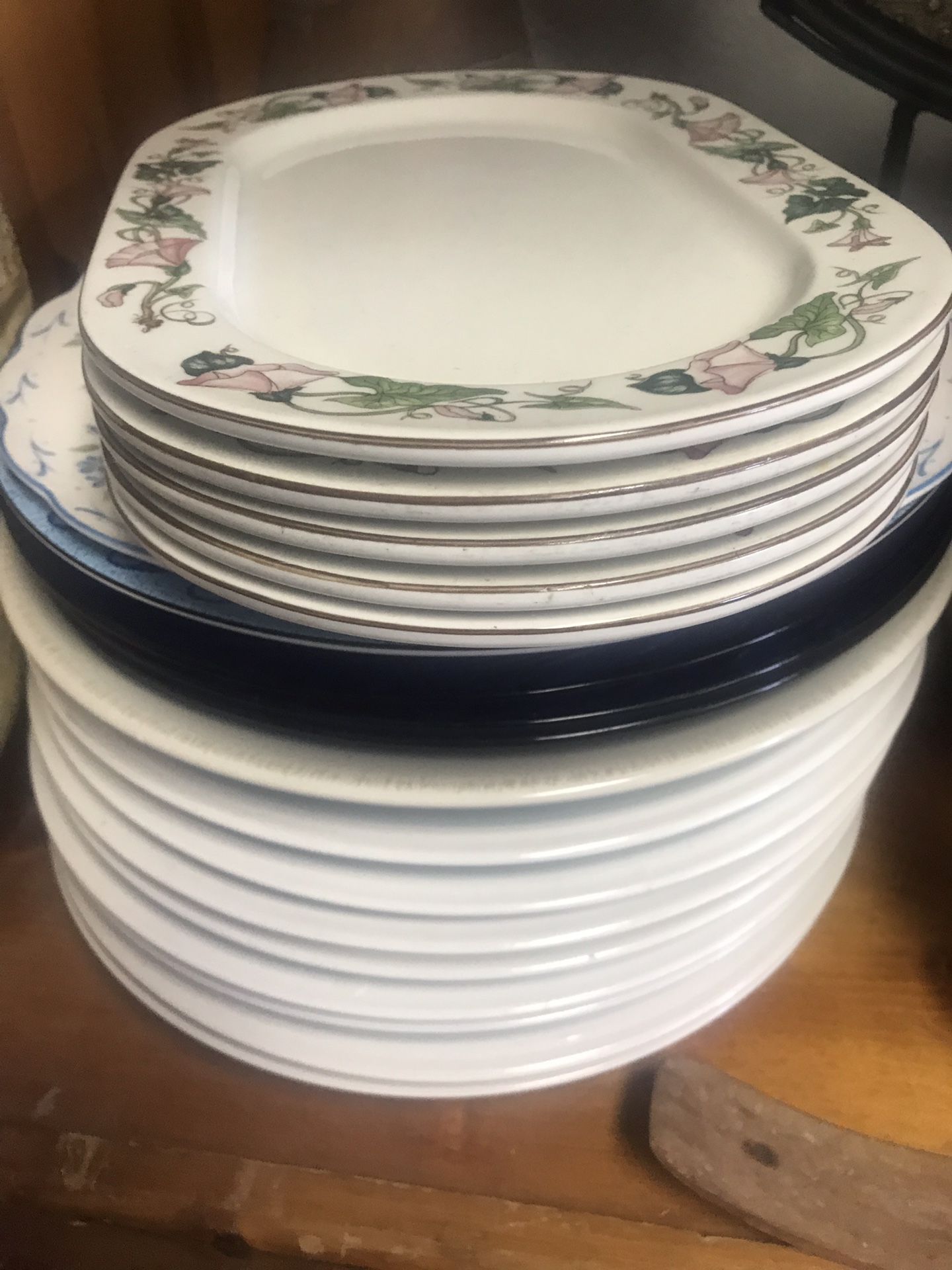 Stack of mixed plates free
