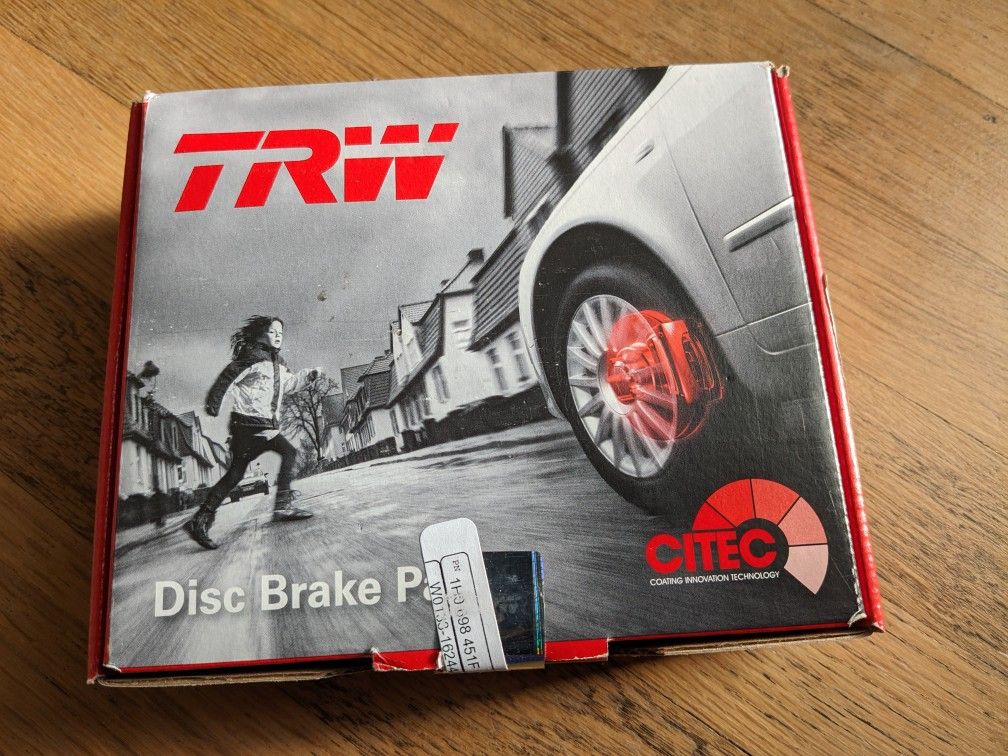 VW/Audi Brake Pad Set 