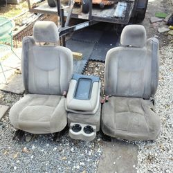 Front Seats And Console For 2003 Chevy 
