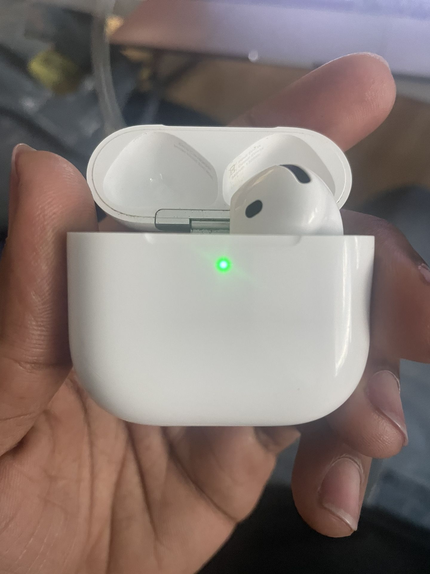 AirPod (Single, Right Ear)