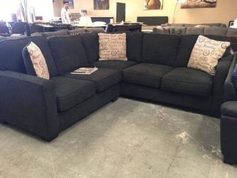 BRAND NEW ASHLEY DESIGN SECTIONAL SOFA