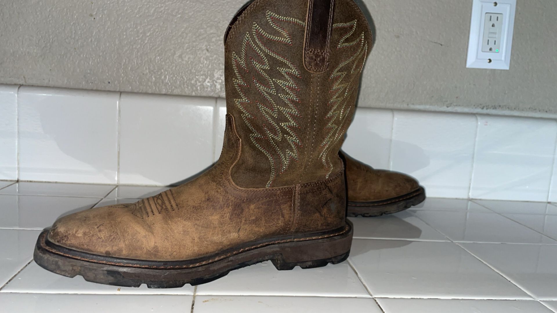 Ariat Boots Size 7.5