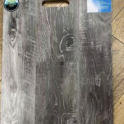 Waterproof SPC Flooring Planks