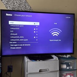 Flat Screen Smart Tv /w Fire Stick 