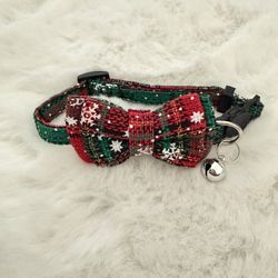 Christmas Dog & Cat Bowtie Collar with Bell – Adjustable