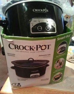 Slow cooker Crock pot convenience pre-programmed setting cook up to 10 hours new