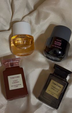 Lot of Phlur and Tom Ford minis 4