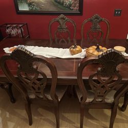 Dining Table And Chair Set 