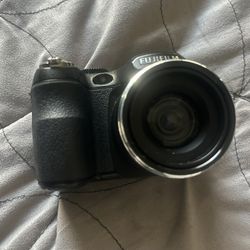 fuji film finepix S camera (NEED GONE TODAY)