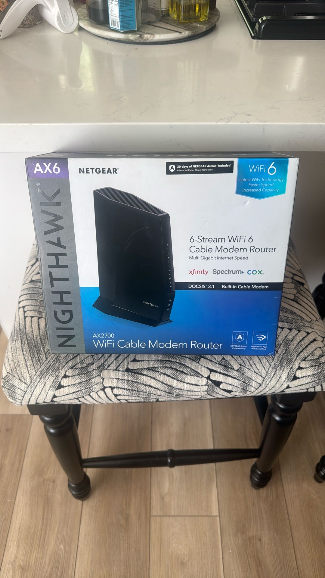 Netgear netgear ax2700 WiFi Router And Cable Modem 