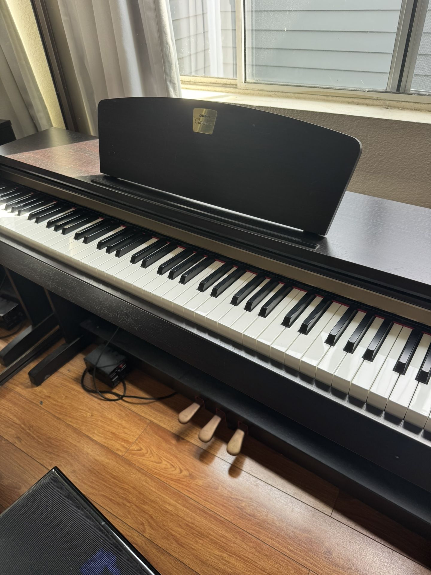 Yamaha Piano- Clavinova CLP320