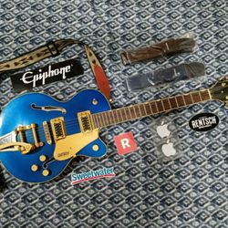 NEW Beautiful WOW BLUE Gretsch Acoustic/Electric G5655TG Guitar (NO Case) w/ NEW tuner, 3 Straps LOOK