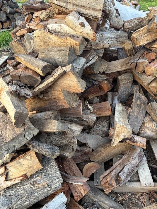 Dry Split Almond Mix Firewood!!!Ready To Burn Seasoned Wood!!!