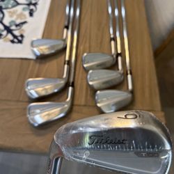 NEW Titleist T100 Left Handed (LH) Iron Set (4-PW) Project X Riffle 6.0 Stiff Flex 