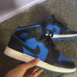 Nike Air Jordan Royal Blue Size-7 US