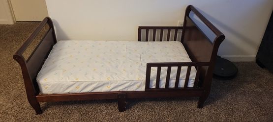 Toddler Bed W/ Matress 