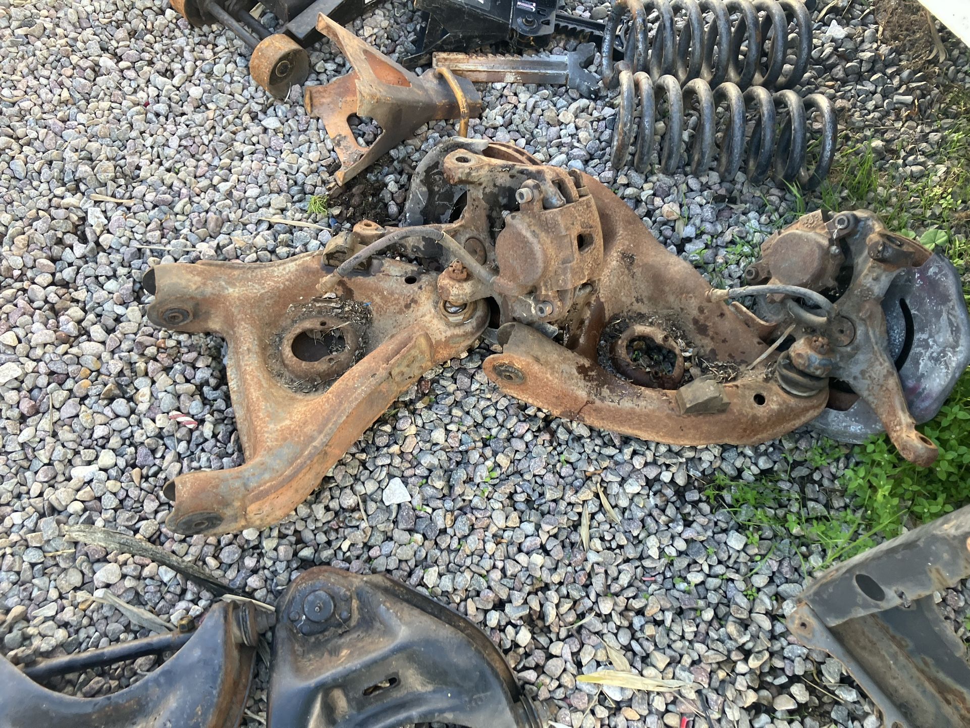 G Body Spindles And Brakes
