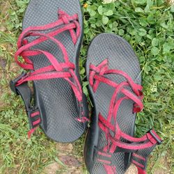 Chacos Size 9