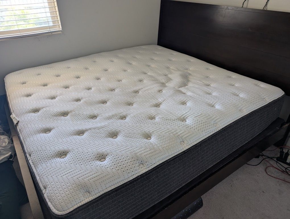 King Mattress, with Electric Box Spring