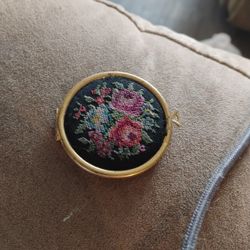 Avon Needlepoint Vintage 