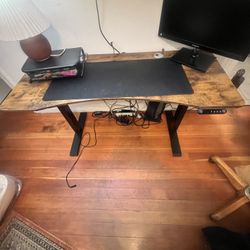 Office desk For Sale