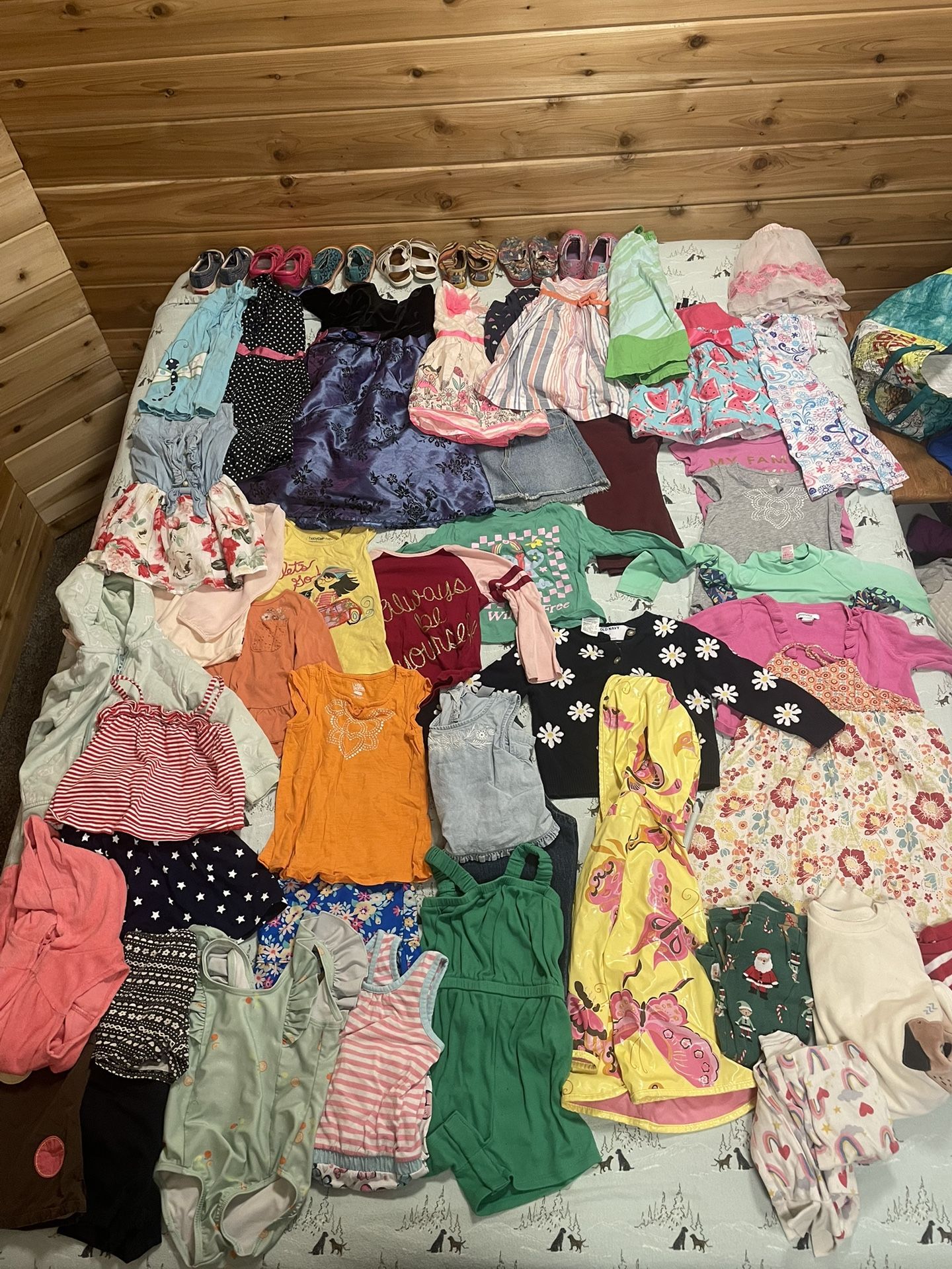 Girl Clothes 2T & 3T